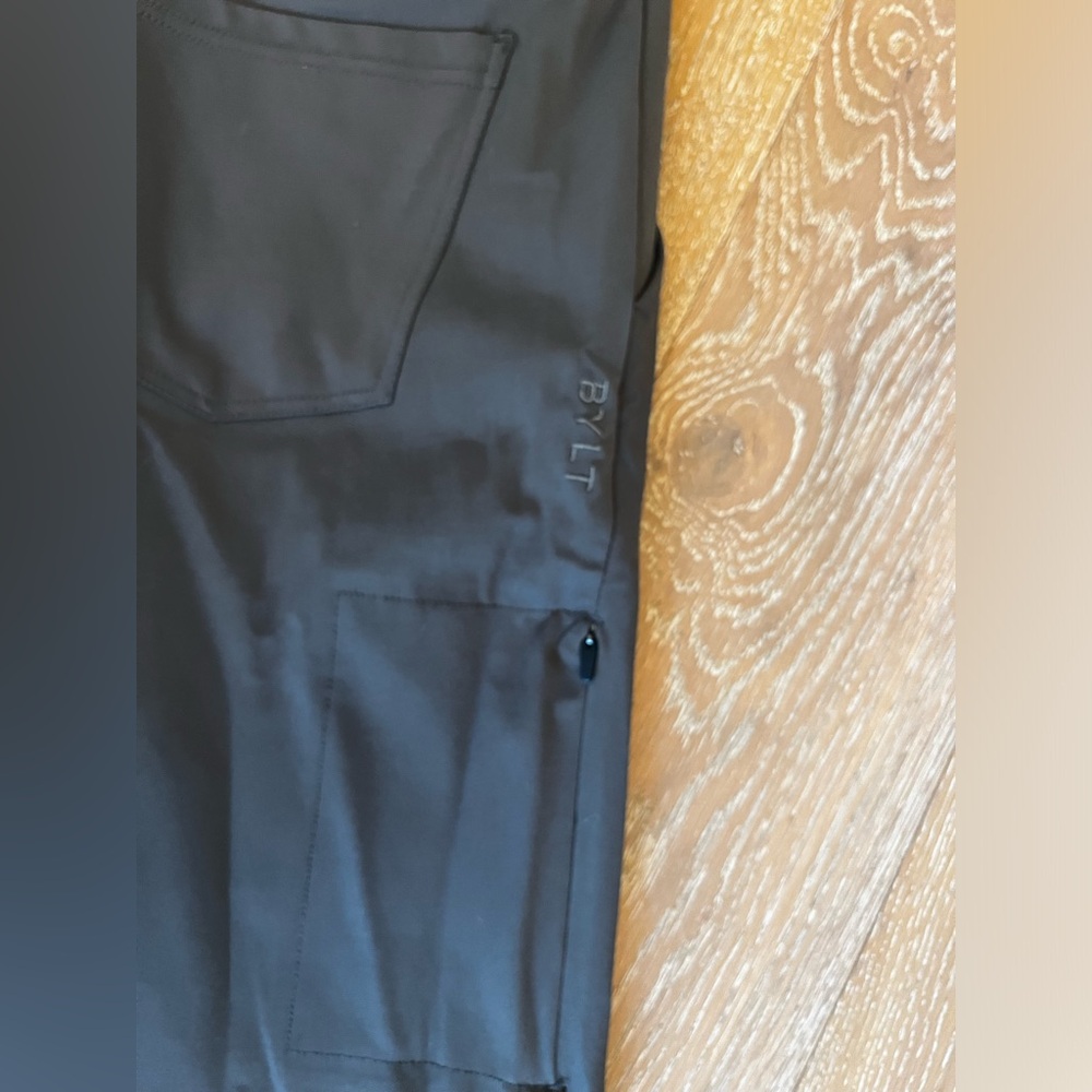BYLT Basics Men's Charcoal Chinos NWT - Picture 11 of 14